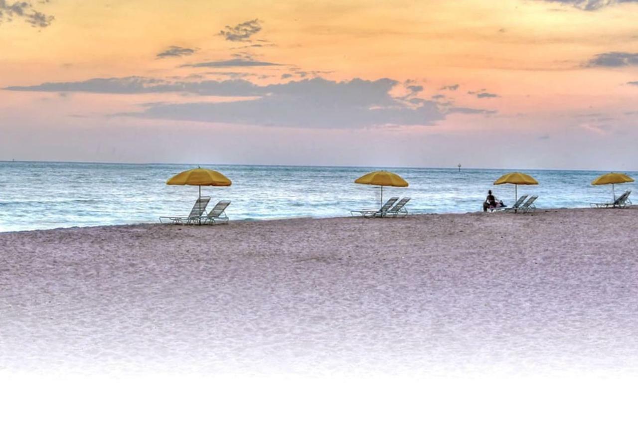 Where The Sun Meets The Water St. Pete Beach Esterno foto